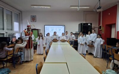 Sv. Nikola u školi